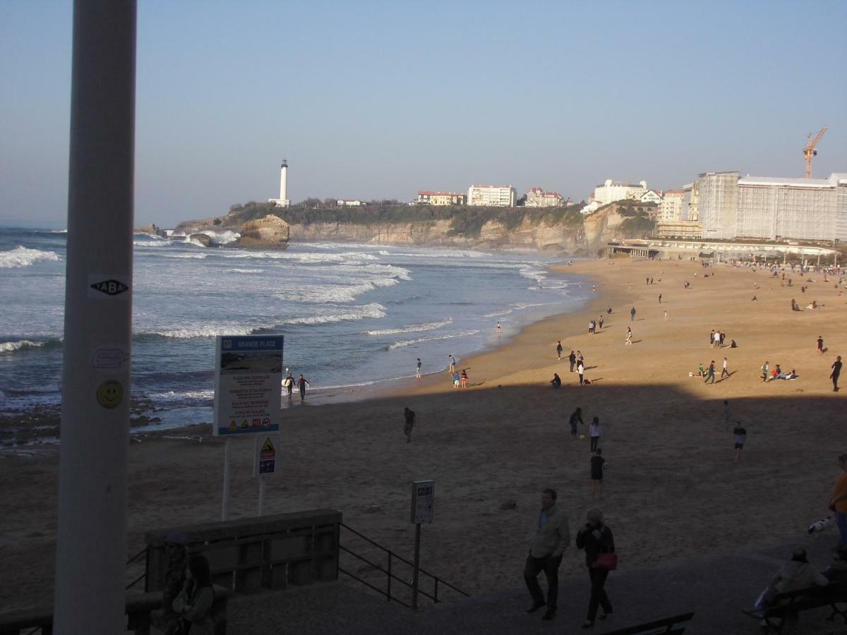 Au Balcon Fleuri Apartment Anglet Exterior foto