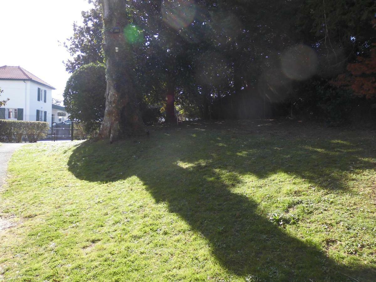 Au Balcon Fleuri Apartment Anglet Exterior foto