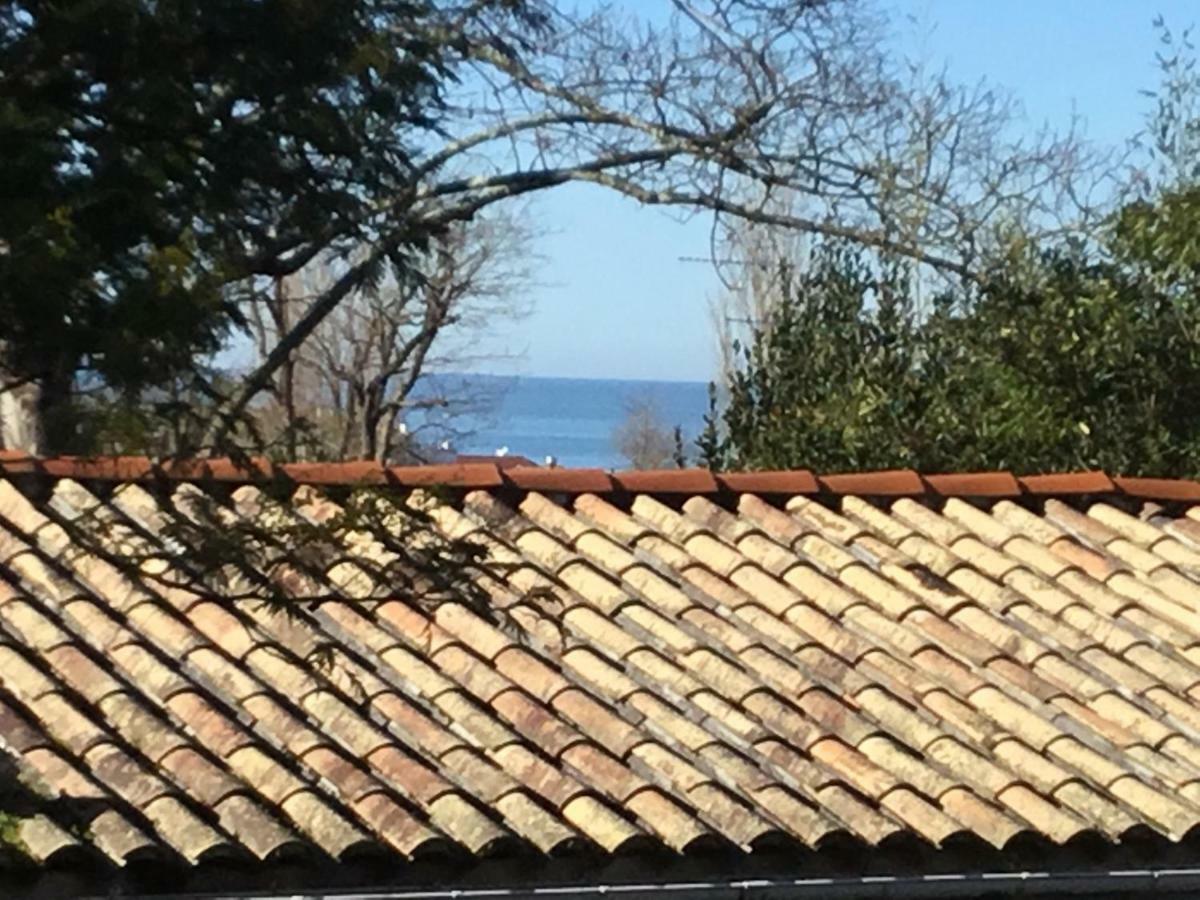 Au Balcon Fleuri Apartment Anglet Exterior foto